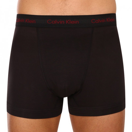 3PACK Boxershorts för herrar Calvin Klein svart (NB3056A-6G6)