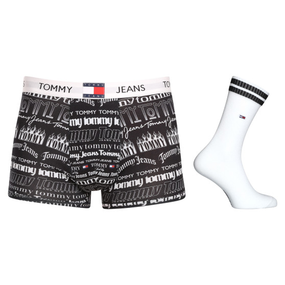 Set för män Tommy Hilfiger boxershorts och strumpor i en presentförpackning (UM0UM02966 0SE)