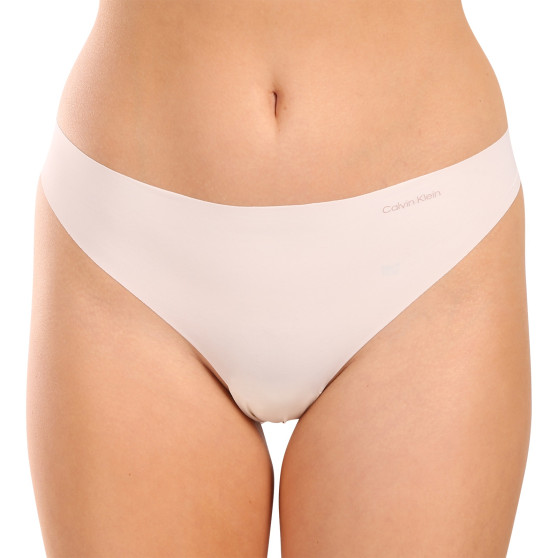 3PACK Stringtrosor för damer Calvin Klein sömlös multicolour (QD3558E-NP0)