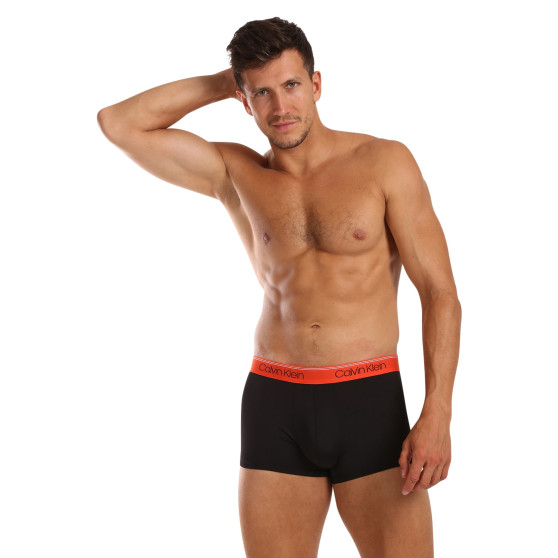 3PACK Boxershorts för herrar Calvin Klein svart (NB2569A-N33)